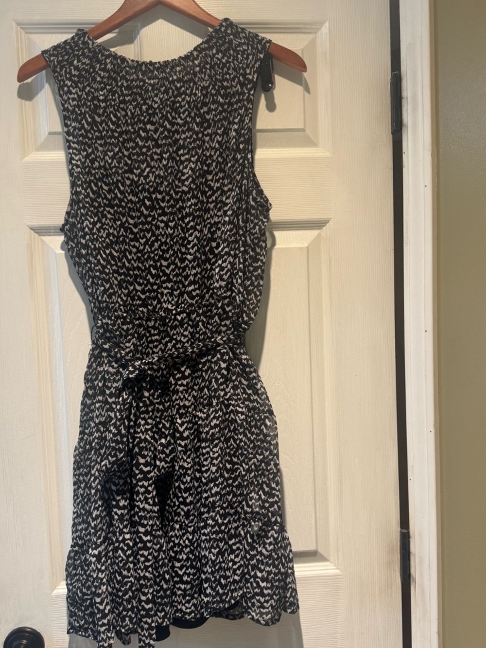 Simply Vera Vera Wang Black & White Sleeveless Tie-Waist Mini Dress